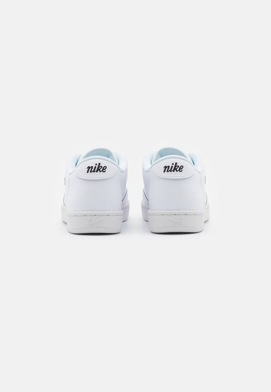 Фото № 3 с приближением к товару «‎Nike Court Vintage »