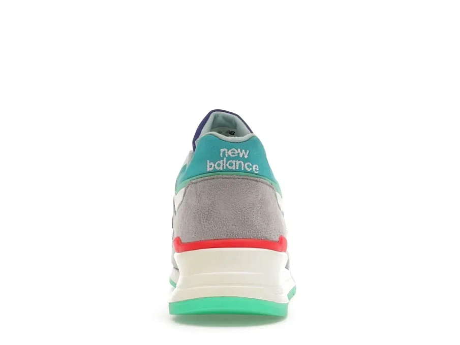 Фото № 4 с приближением к товару «‎New Balance 997»