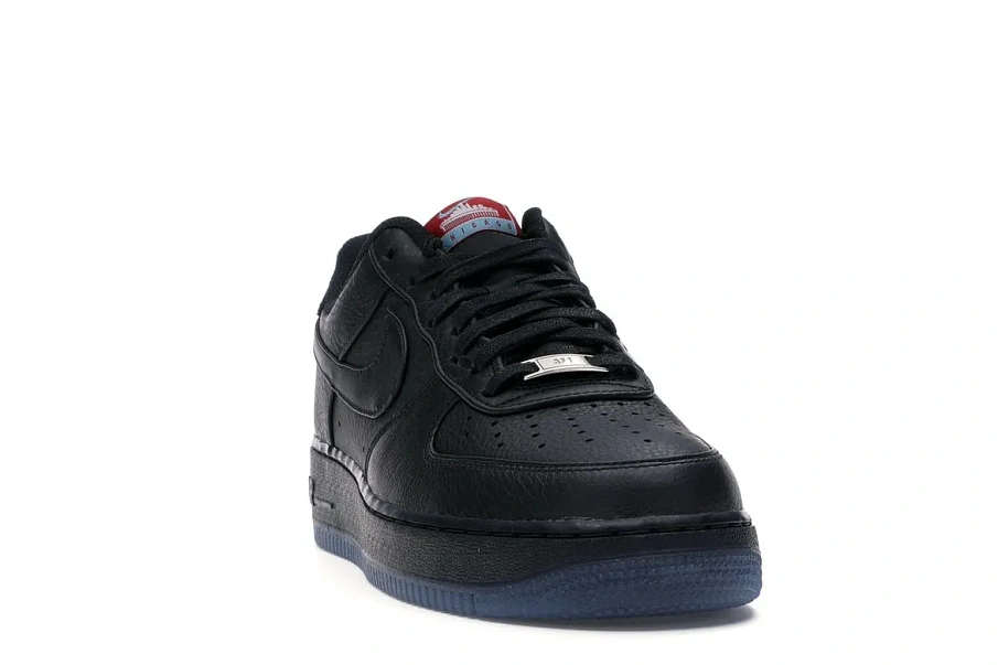 Фото № 2 с приближением к товару «‎Nike Air Force 1 Low Chicago (2019)»