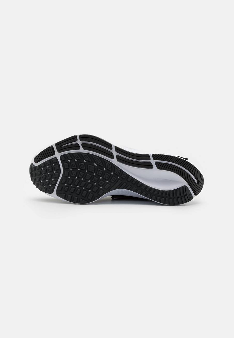 Фото № 5 с приближением к товару «‎Nike Air Zoom Pegasus 38 Flyease 4e»