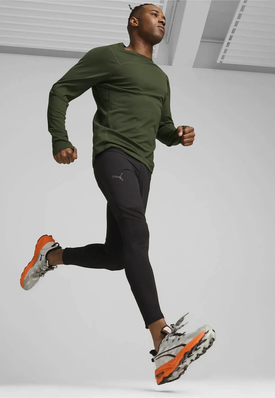 Фото № 2 с приближением к товару «‎Road running shoes»