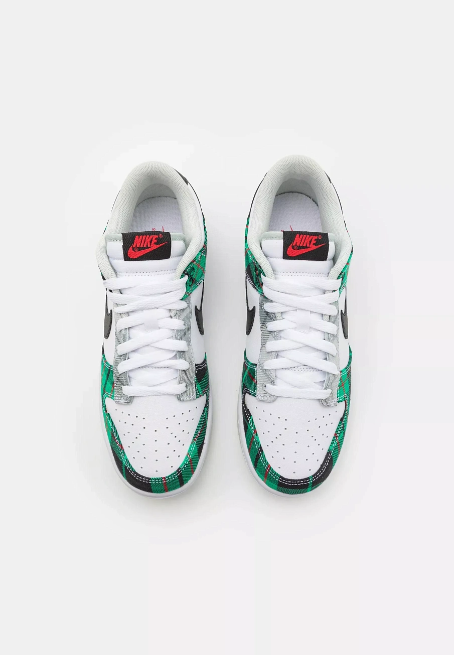 Фото № 4 с приближением к товару «‎DUNK RETRO PRM UNISEX»