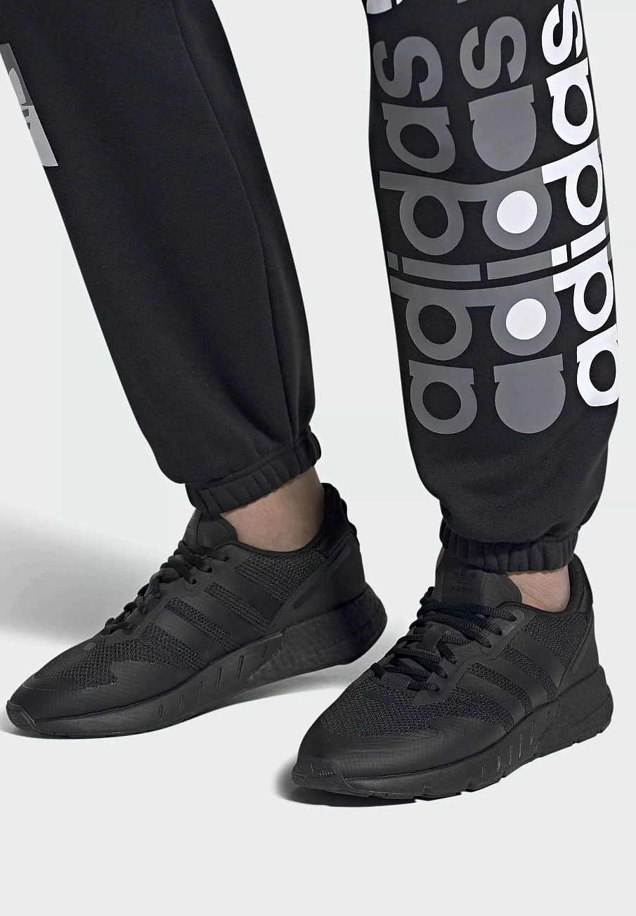 Фото № 1 с приближением к товару «‎ZX 1K BOOST SCHUH»
