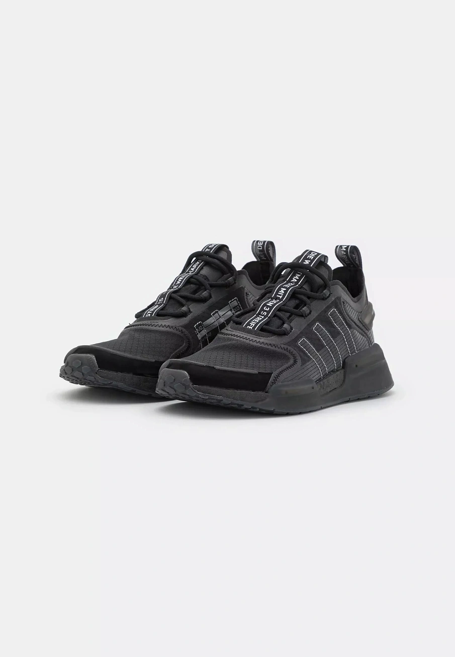 Фото № 4 с приближением к товару «‎NMD V3»