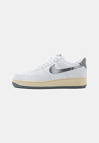 Фото № 1 с приближением к товару «‎AIR FORCE 1 '07 LX EMB»
