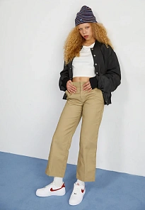 Фото № 3 с приближением к товару «‎AIR FORCE 1 '07»