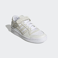 Фото № 4 с приближением к товару «‎Adidas Forum »