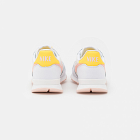 Фото № 2 с приближением к товару «‎Nike Internationalist »
