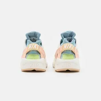 Nike Air Huarache SE Ooo  - 4