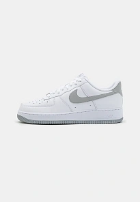 Фото № 1 с приближением к товару «‎AIR FORCE 1 '07»