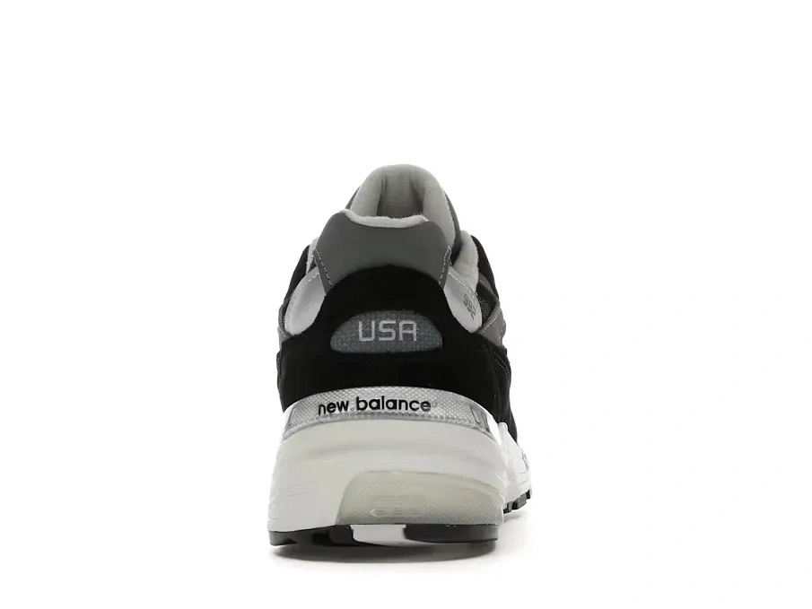 Фото № 4 с приближением к товару «‎New Balance 992»