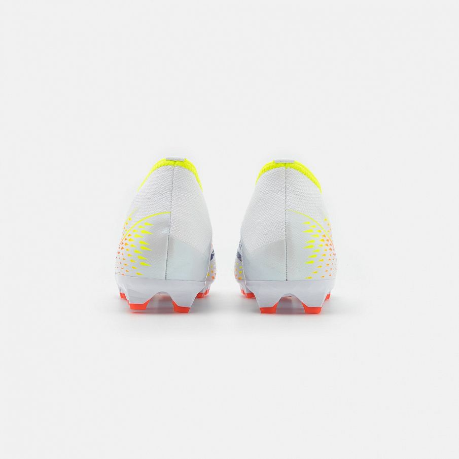 Фото № 3 с приближением к товару «‎Adidas Edge.3 MG »