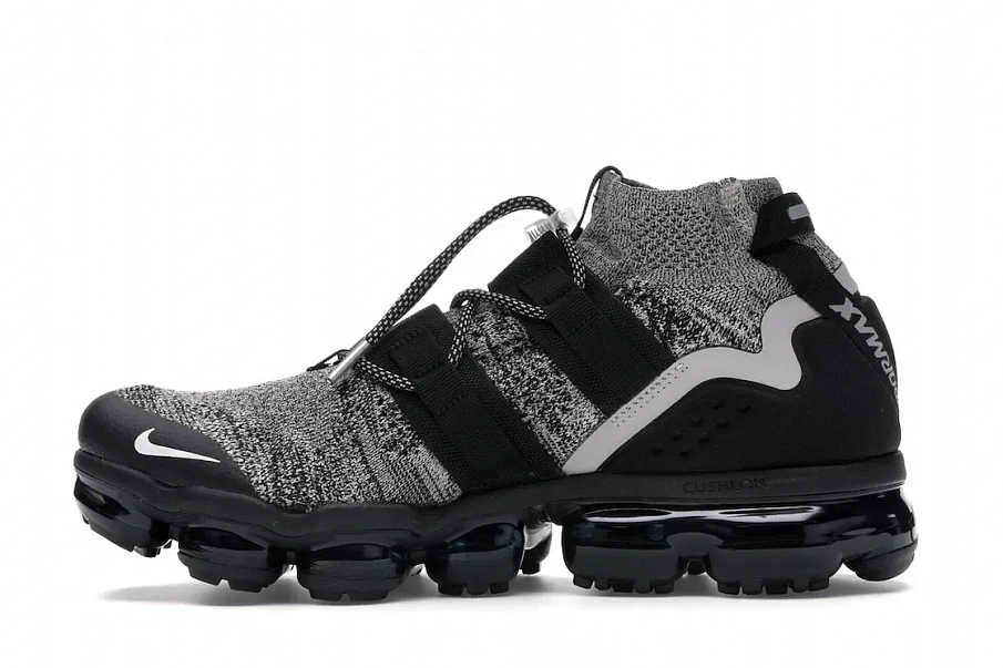 Фото № 3 с приближением к товару «‎Nike Air VaporMax Utility Moon Particle Black»