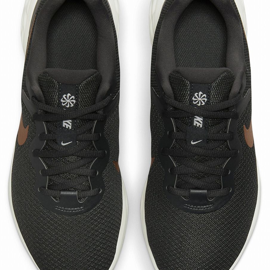 Фото № 3 с приближением к товару «‎W Nike Revolution»