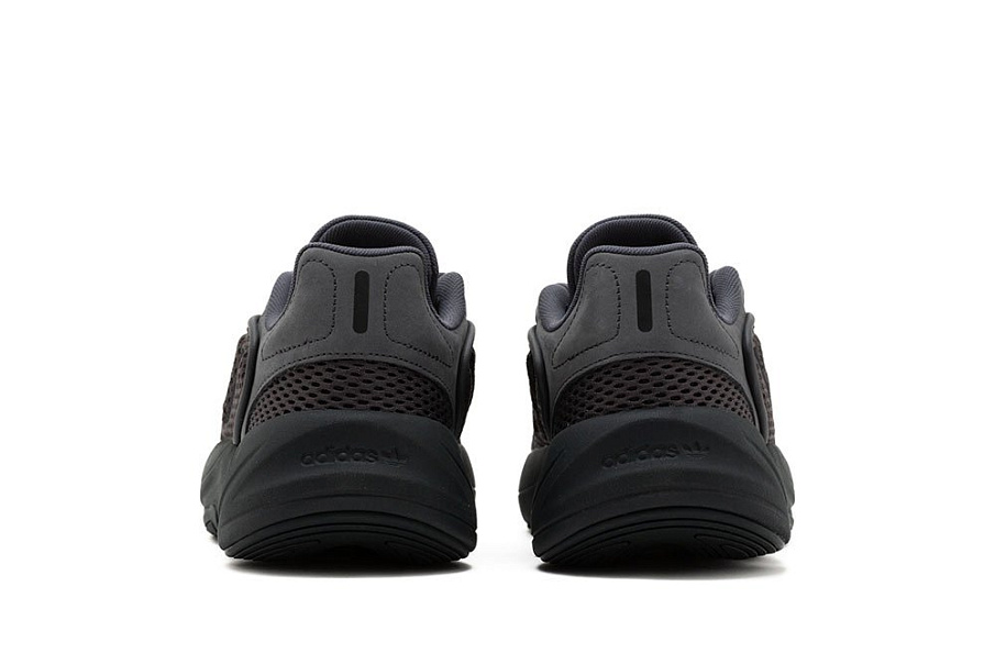 Фото № 4 с приближением к товару «‎Adidas Ozelia»