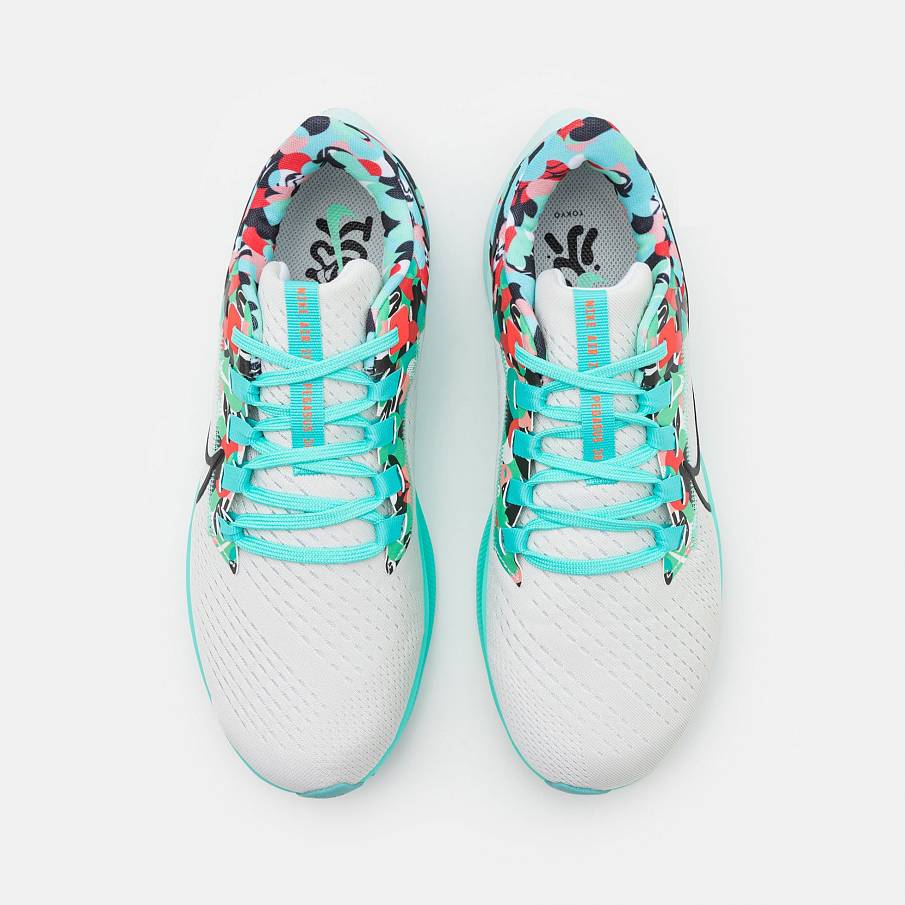 Фото № 3 с приближением к товару «‎Nike Air Zoom Pegasus 38»