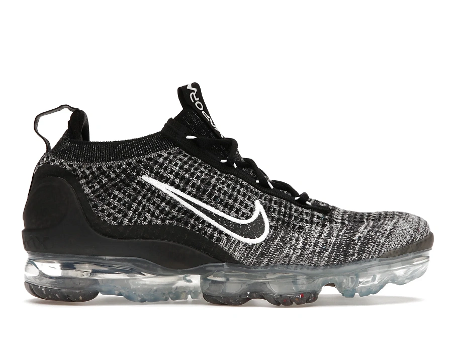 Фото № 1 с приближением к товару «‎Nike Air VaporMax 2021 FK Oreo »