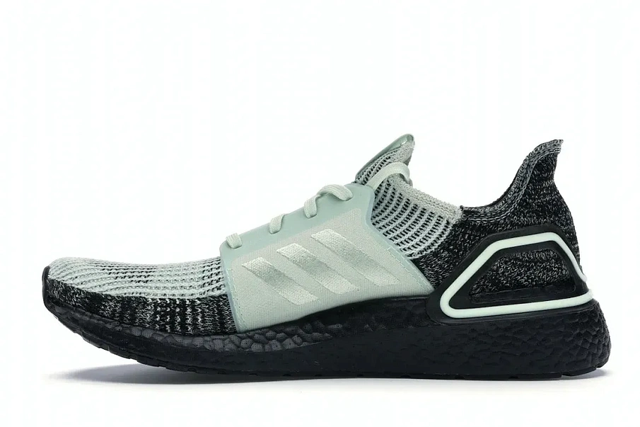 Фото № 3 с приближением к товару «‎adidas Ultra Boost 19 Linen Green»