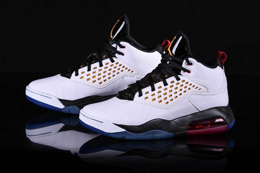 Фото № 2 с приближением к товару «‎Nike Air Jordan Maxin 200 GS »