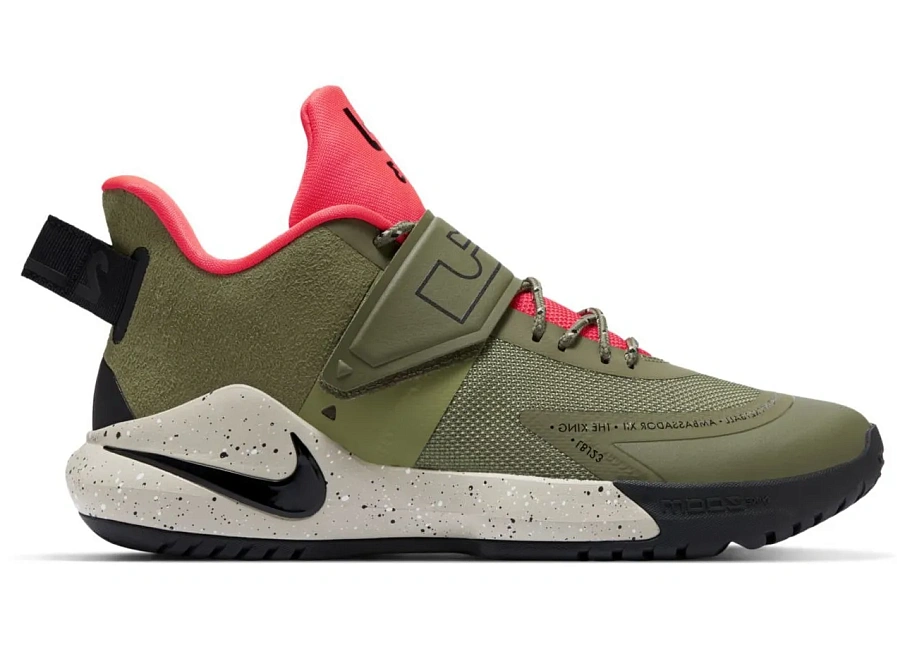 Фото № 1 с приближением к товару «‎Nike Ambassador 12 Thermal Green»