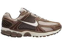 Фото № 1 с приближением к товару «‎Nike Zoom Vomero 5»