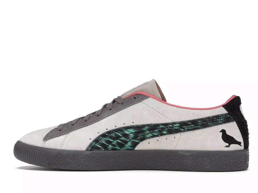 Фото № 4 с приближением к товару «‎Puma Suede atmos Staple»