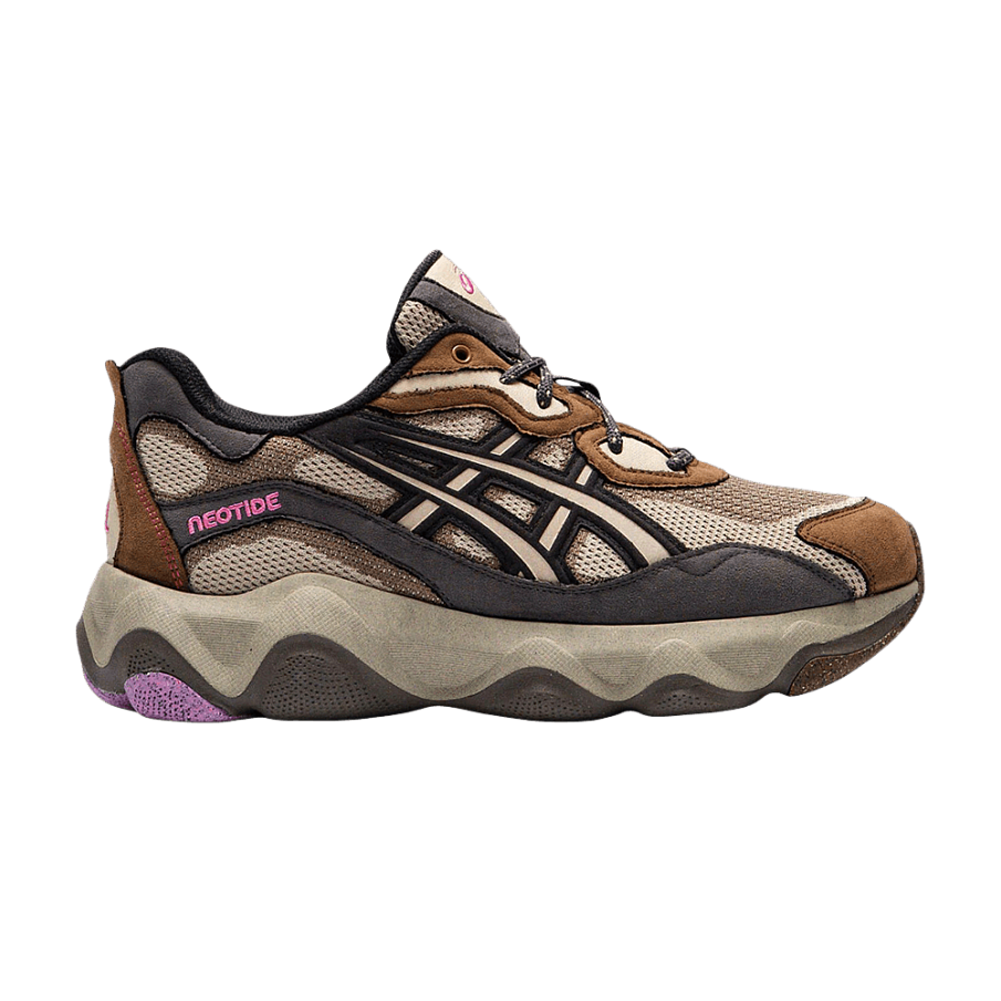 Фото № 1 с приближением к товару «‎Studio Hagel x ASICS Neotide Studio Hagel x ASICS Neotide Brown Storm (1203A862-200)»