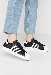 Фото № 1 с приближением к товару «‎Adidas Superstar »