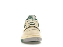 Фото № 2 с приближением к товару «‎New Balance 550»