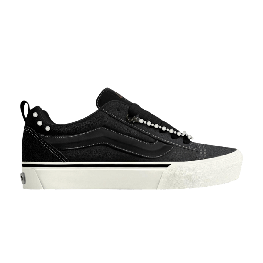 Фото № 1 с приближением к товару «‎Vans Women's Knu Skool Pearl Suede Black»
