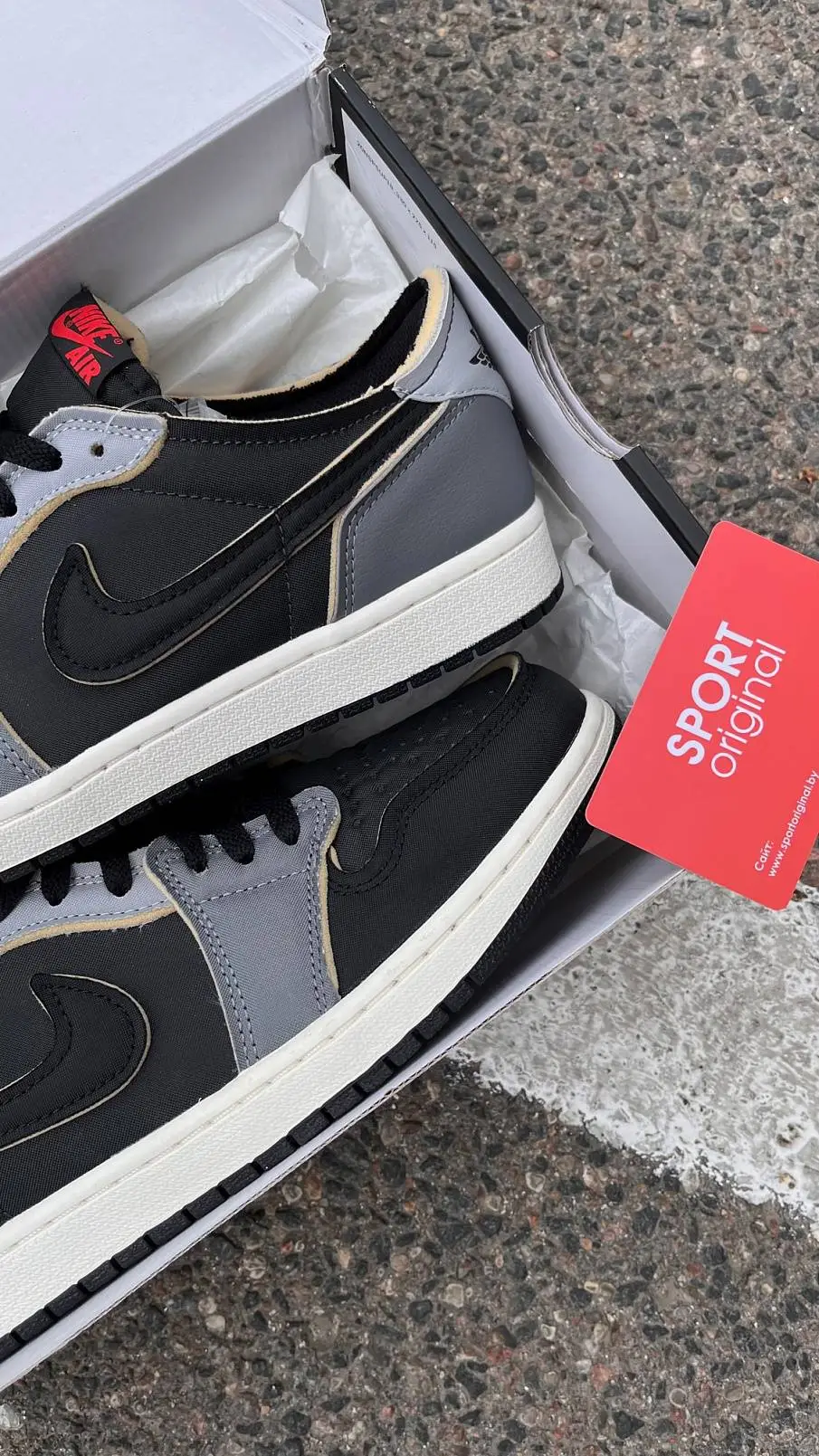 Фото № 4 с приближением к товару «‎Air Jordan 1 Low OG EX Black Smoke Grey (DV0982-006)»