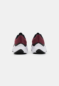 Фото № 3 с приближением к товару «‎Nike Zoom Winflo 8»