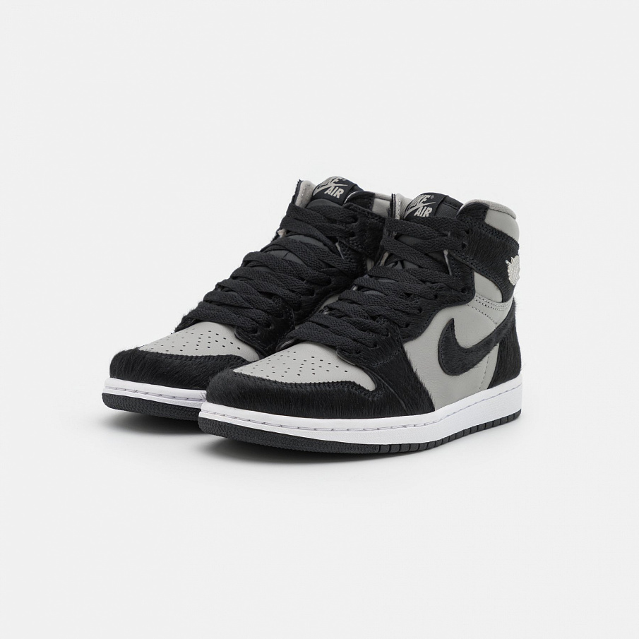 Фото № 3 с приближением к товару «‎Jordan Air 1 Retro »