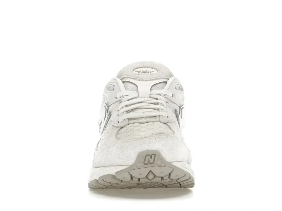Фото № 2 с приближением к товару «‎New Balance 2002R»