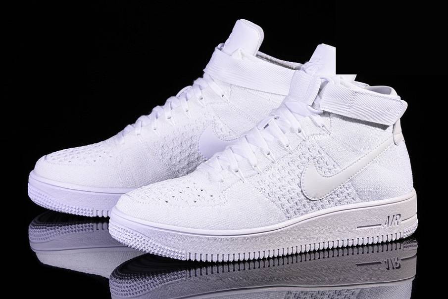 Фото № 1 с приближением к товару «‎Nike Air Force 1 Ultra Flyknit»