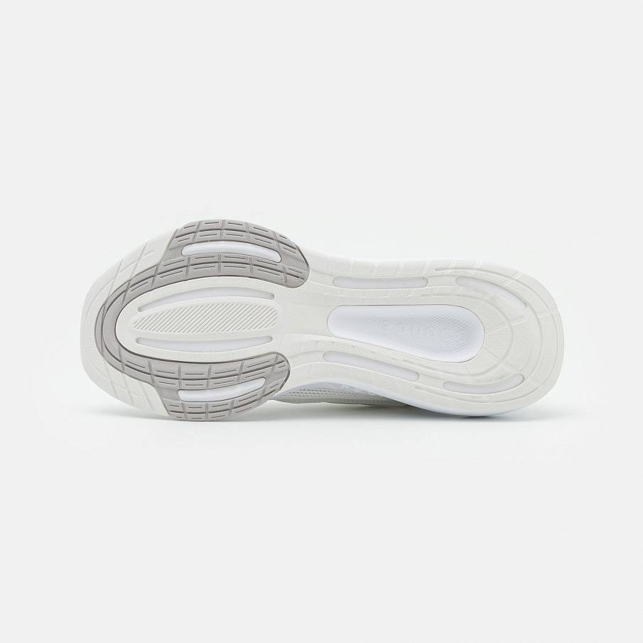 Фото № 5 с приближением к товару «‎Adidas Ultrabounce»