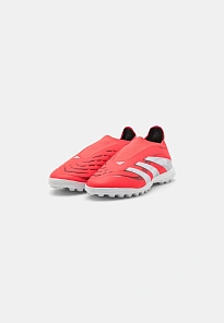 Фото № 2 с приближением к товару «‎PREDATOR LEAGUE LACELESS TURF»