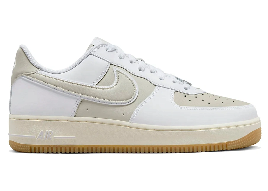 Фото № 1 с приближением к товару «‎Nike Air Force 1 Low 07 White Sail Light Silver Gum»