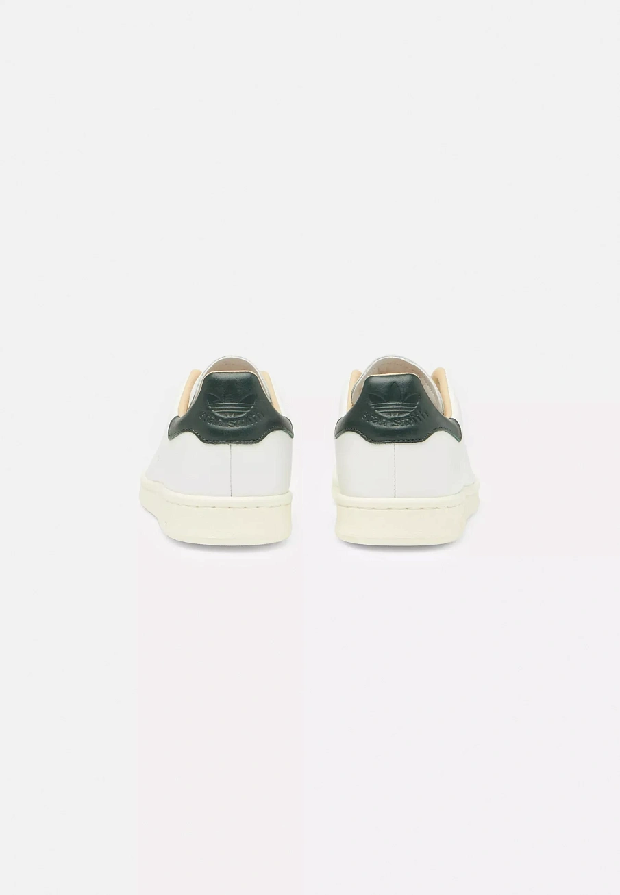 Фото № 2 с приближением к товару «‎STAN SMITH PURE UNISEX»