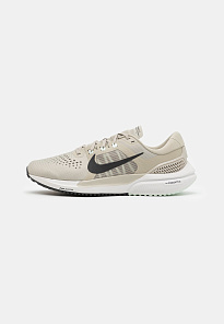 Фото № 1 с приближением к товару «‎Nike Air Zoom Vomero 15»