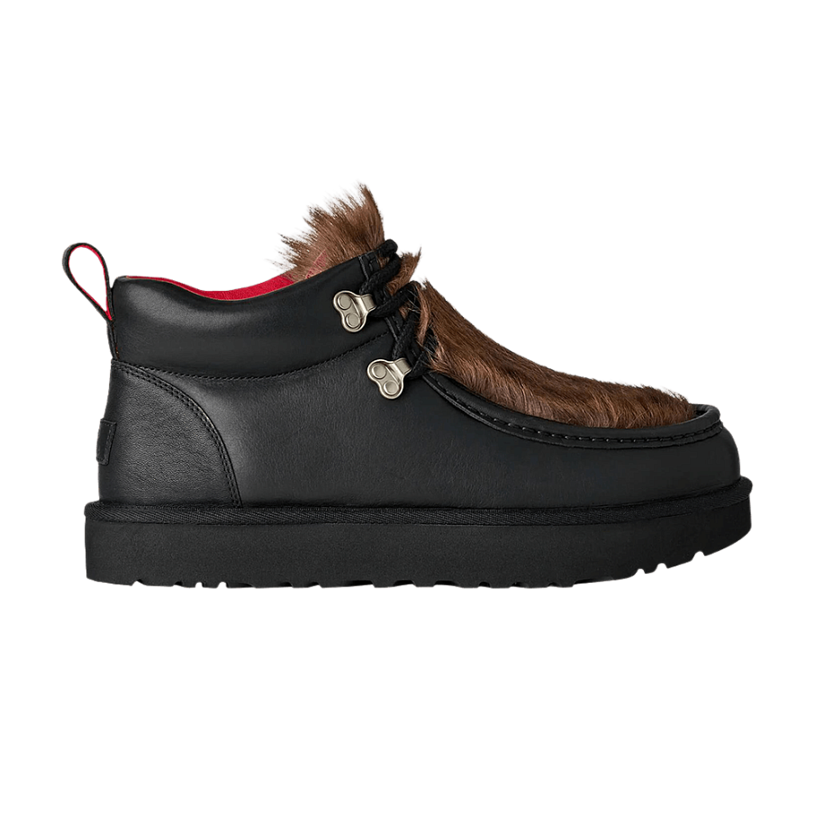 Фото № 1 с приближением к товару «‎AMBUSH x UGG Boot Black»