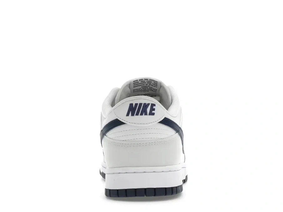 Фото № 4 с приближением к товару «‎Nike Dunk Low Retro»