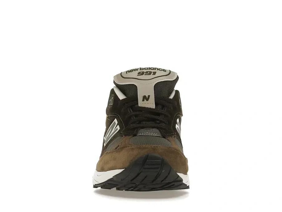 Фото № 2 с приближением к товару «‎New Balance 991»