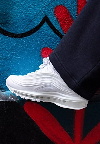 Фото № 2 с приближением к товару «‎WMNS AIR MAX 97 NN»