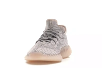 Фото № 2 с приближением к товару «‎adidas Yeezy Boost 350 V2 Synth (Non-Reflective)»