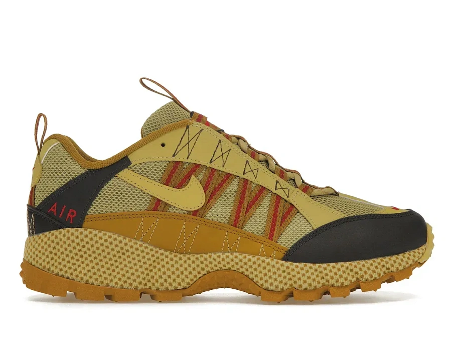 Фото № 1 с приближением к товару «‎Nike Air Humara Buff Gold»