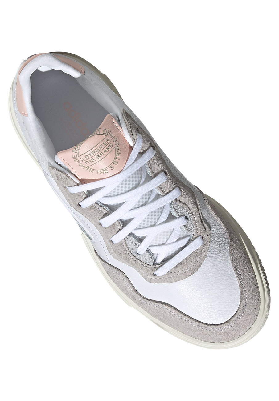 Фото № 2 с приближением к товару «‎Adidas »