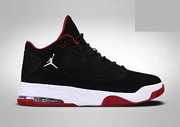 Nike Air Jordan Max Aura 2 - 1