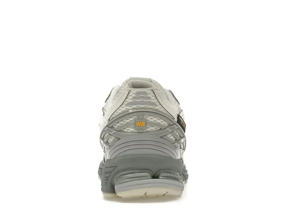 Фото № 4 с приближением к товару «‎New Balance 1906R»