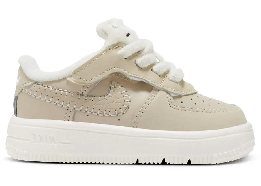 Фото № 1 с приближением к товару «‎Nike Air Force 1 Low SE EasyOn»